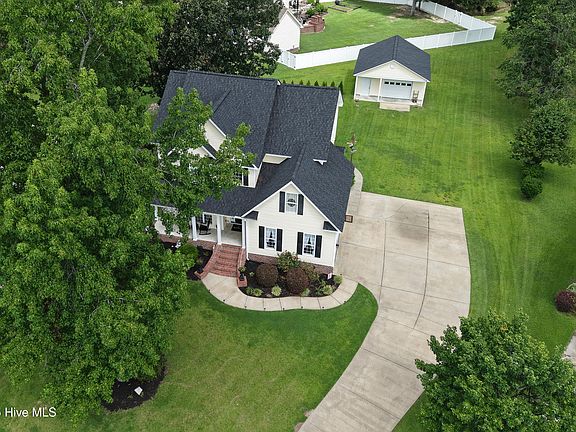 4th image of 3812 Forsyth Park Court