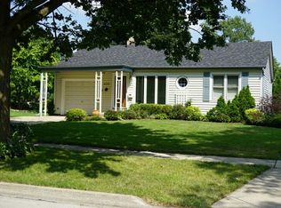 605 S Princeton Ave, Villa Park, IL