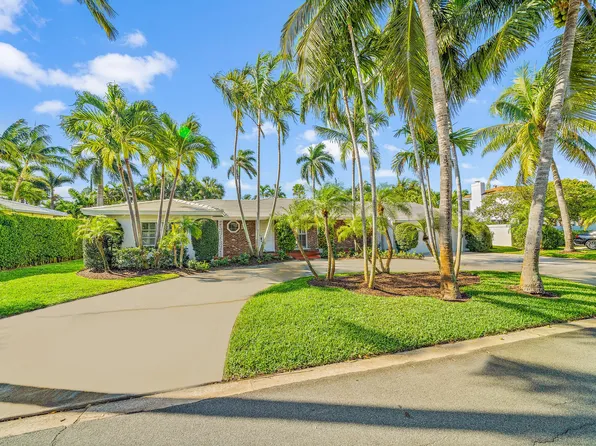 210 Russlyn Dr, West Palm Beach, FL 33405