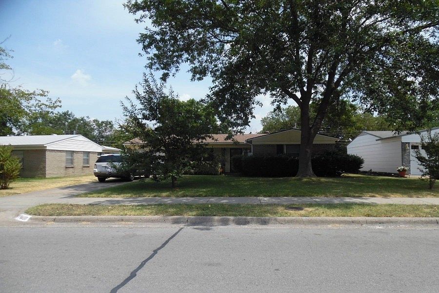 1st image of 4420 Motley Dr