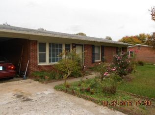 3208 Lardner Rd, Greensboro, NC 27405