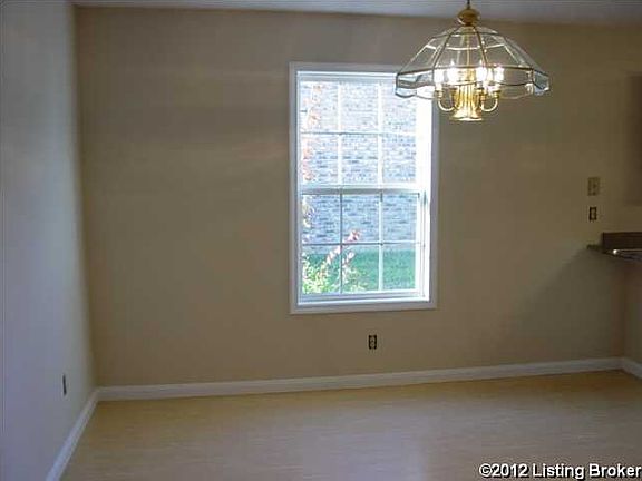 5th image of 119 Iroquois Ct