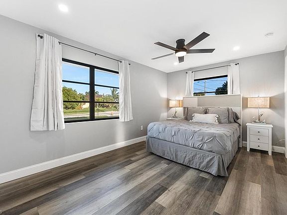 5th image of 5107 Pelican BLVD