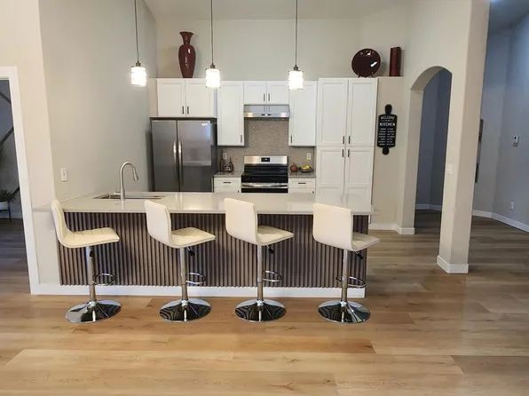 8930 W CUSTER Lane, Peoria, AZ 85381