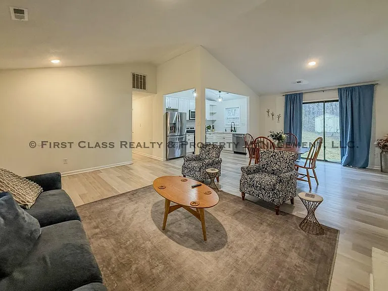 5819 Woodrock Ct — Photo 12