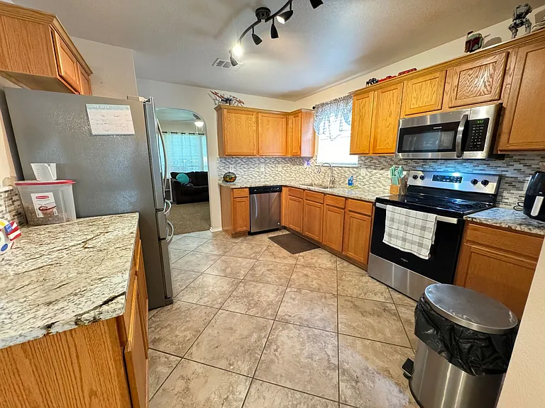 5203 Causeway Ct — Photo 8