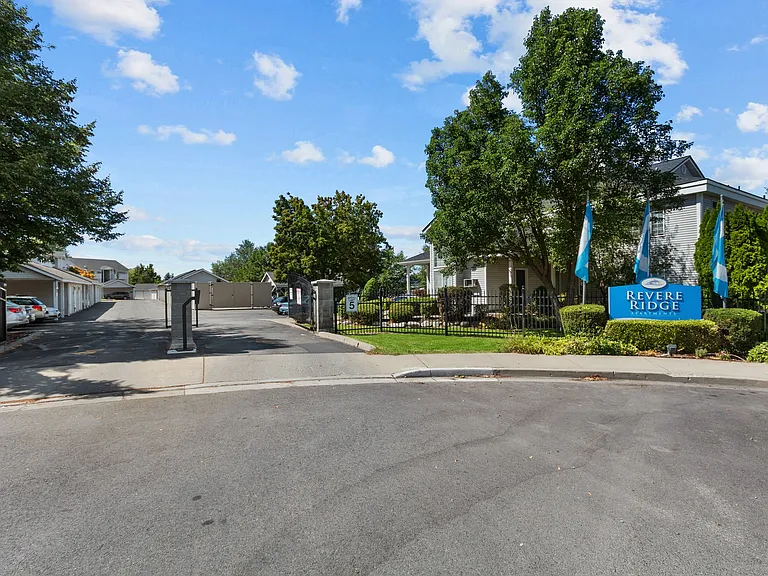 Revere Ridge — Photo 11