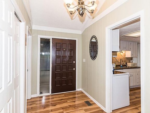 2nd image of 8318 Picadilly Ln