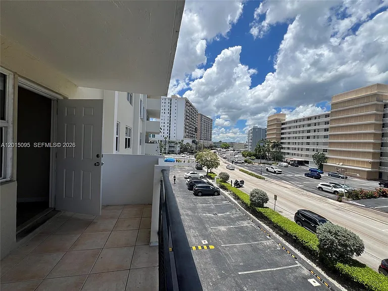 401 Golden Isles Dr #314 — Photo 19