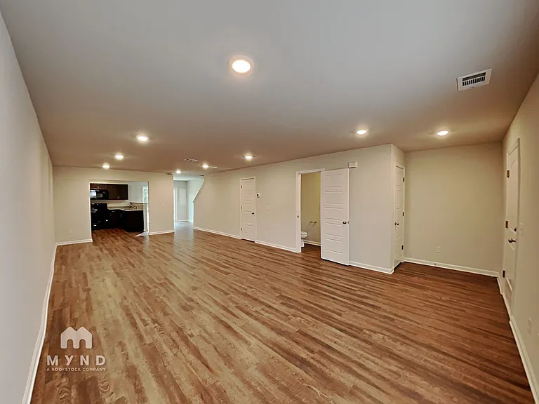 8 Cardinal Ct — Photo 5