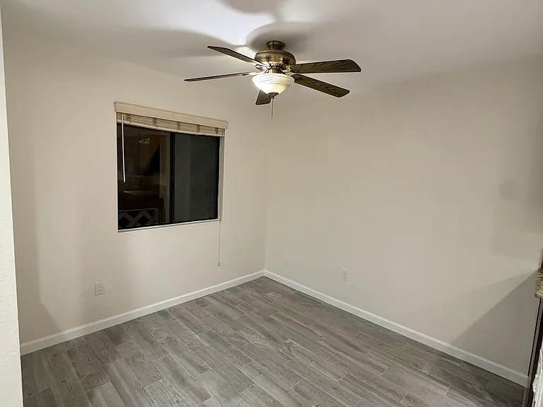 9424 Twin Trails Dr #103 — Photo 32