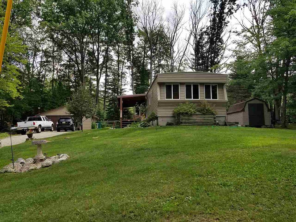 1st image of 116 Valley Dr