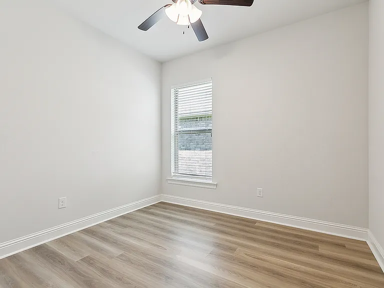 7132 Kenilworth Crossing Ave — Photo 5