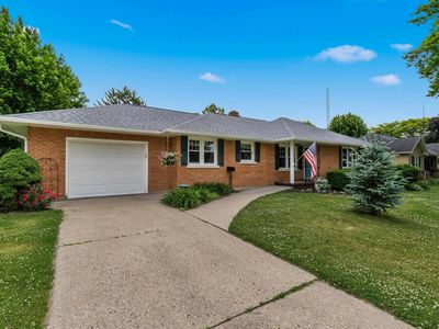 809 Grove St, Beaver Dam, WI, 53916