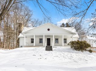 17 N Maple St, Hadley, MA 01035