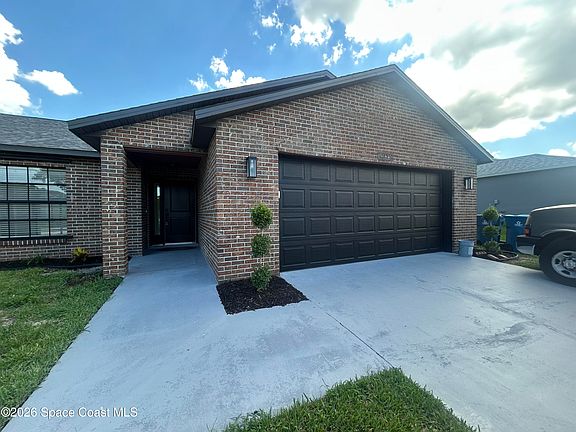 2nd image of 1218 Thallar Ln NW