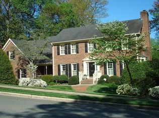 6308 Winthrop Dr, Raleigh, NC 27612