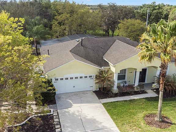 3rd image of 218 Towhee Rd