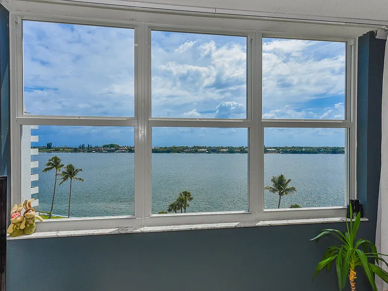 2600 N Flagler Dr #803 — Photo 18