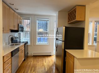 175 Commonwealth Ave APT B, Boston, MA 02116