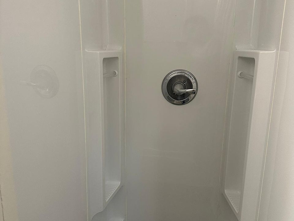 1st image of 1460 NW 17th St #3