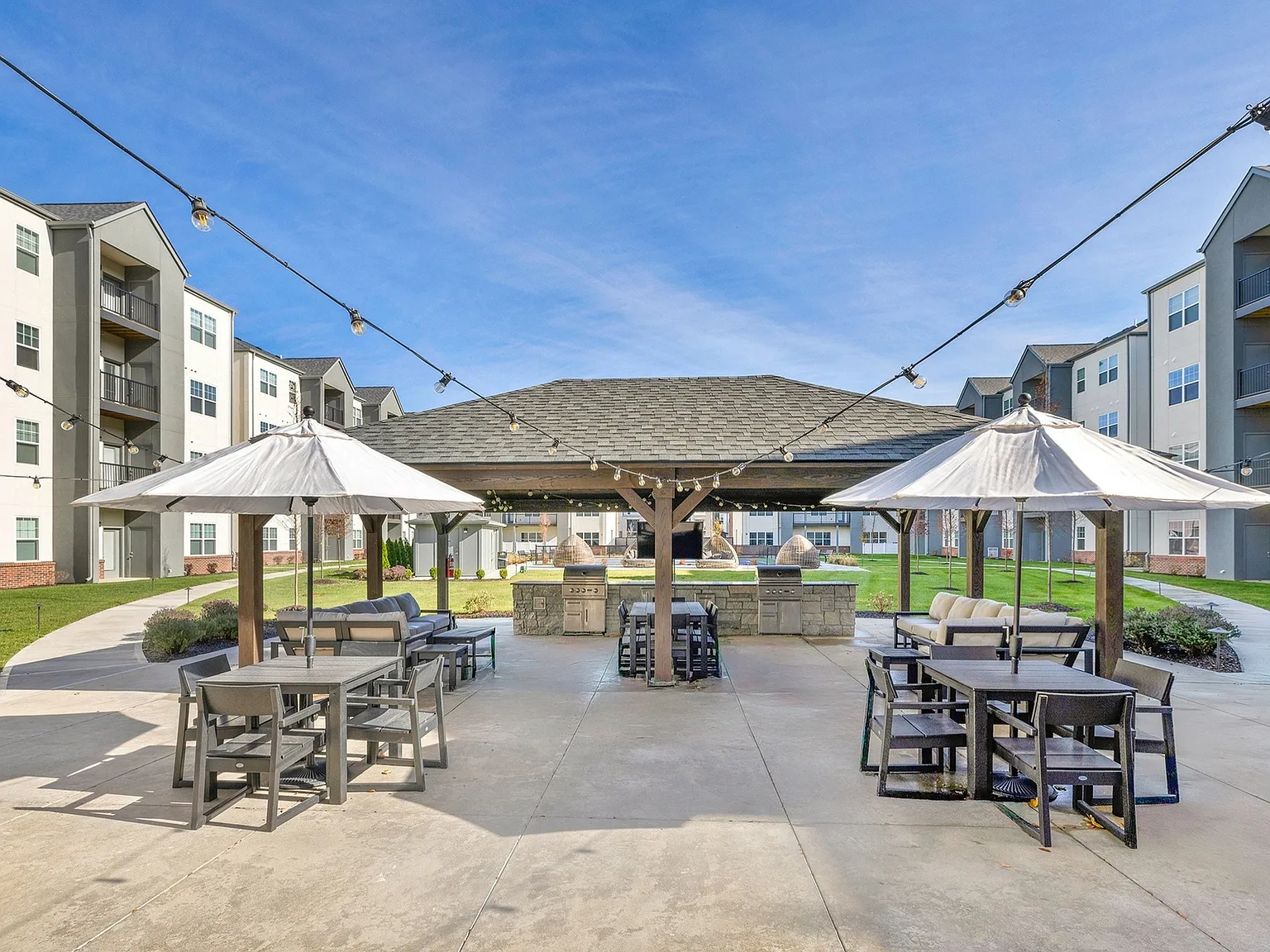 Vista Riverwest — Photo 2