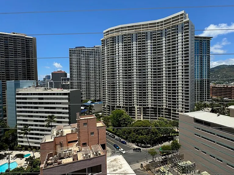1920 Ala Moana Blvd #1410 — Photo 16