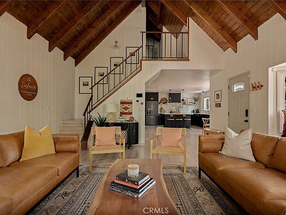 3rd image of 373 Summit Rd