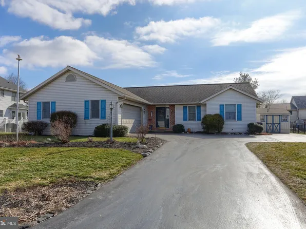 637 Progress Ave, Lebanon, PA 17042