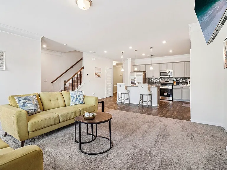 3625 Fairhaven Dr — Photo 6