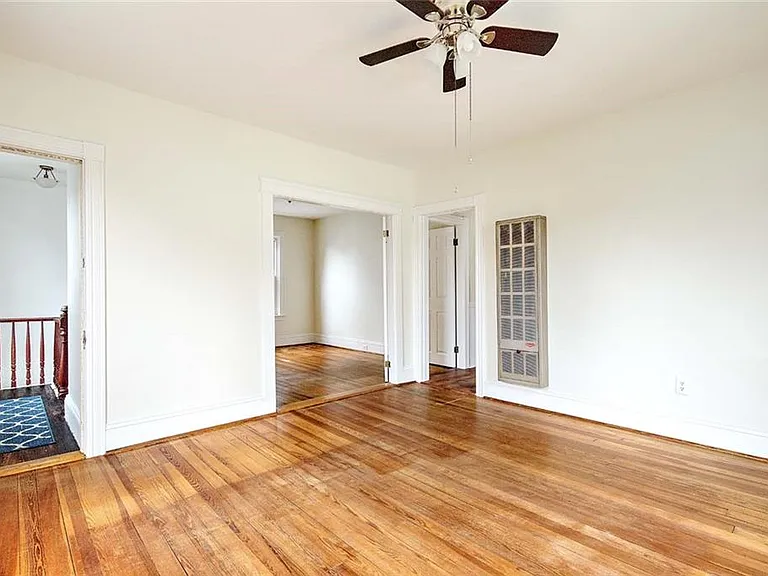 137 Hunts Ave — Photo 2