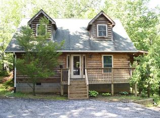 1605 Macedonia Rd, Saluda, NC 28773