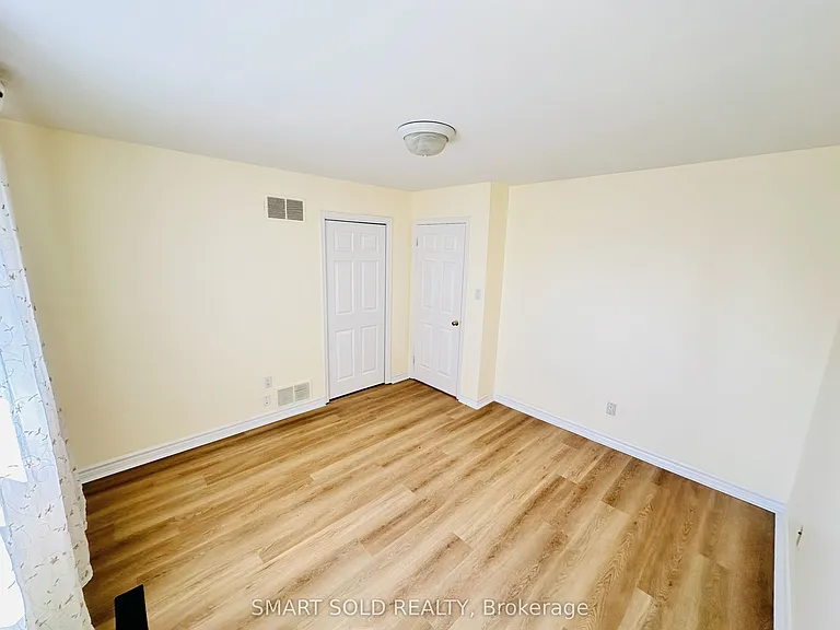 22 Hemingway Cres — Photo 14