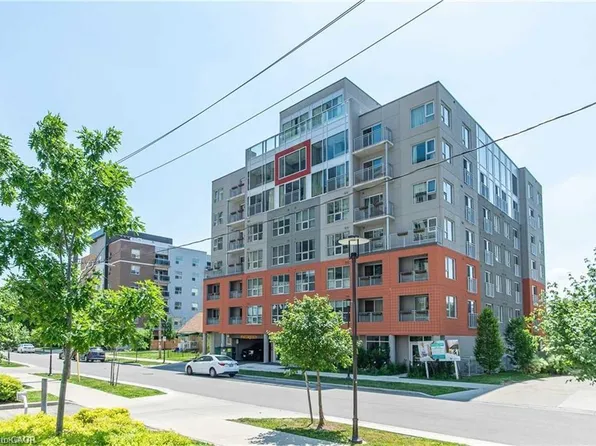 321 Spruce St #312, Waterloo, ON N2L 0G4