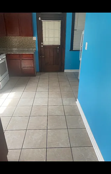 8012 S Sangamon St — Photo 5