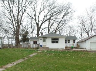 2063 N 35th Rd, Ottawa, IL 61350