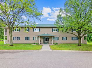 3275 80th St E APT 305, Inver Grove Heights, MN 55076
