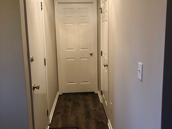 3rd image of 920 Glen Rock Dr