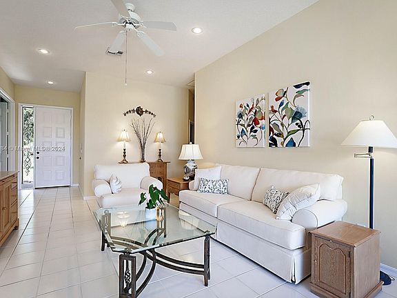 3rd image of 3122 SE Brierwood Pl