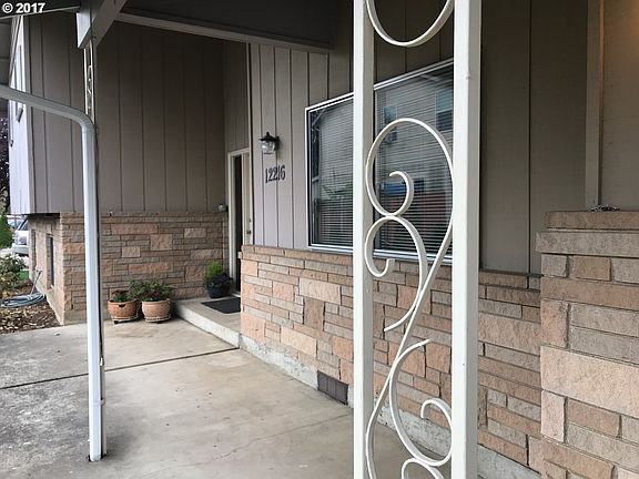 5th image of 12216 NE 28th St