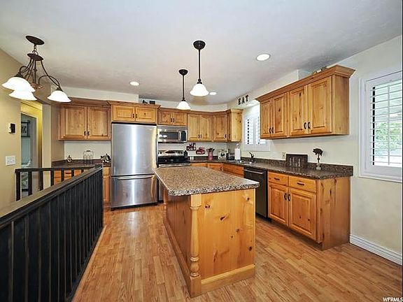 4th image of 1987 W Western Charm Dr