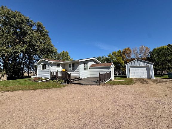 2nd image of 2323 150th St