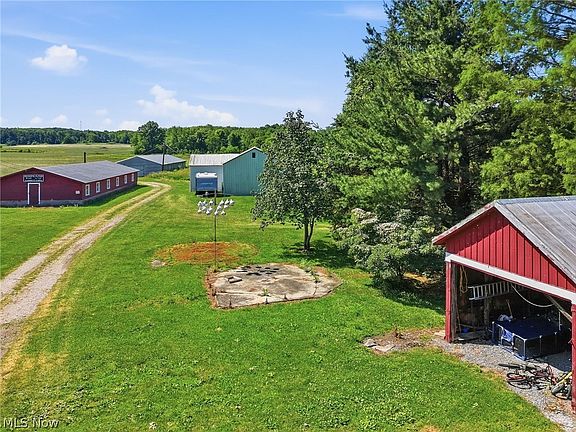 5th image of 5582 S Ridge Rd