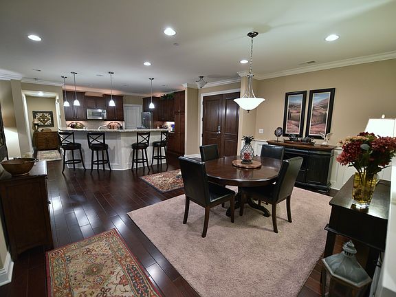 Dining Room/Kitchen
