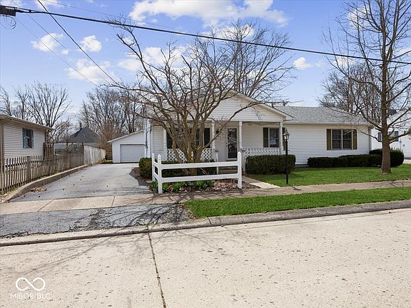 4th image of 625 7th St