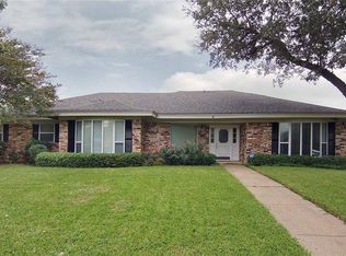 2426 Postbridge Dr, Grand Prairie, TX 75050