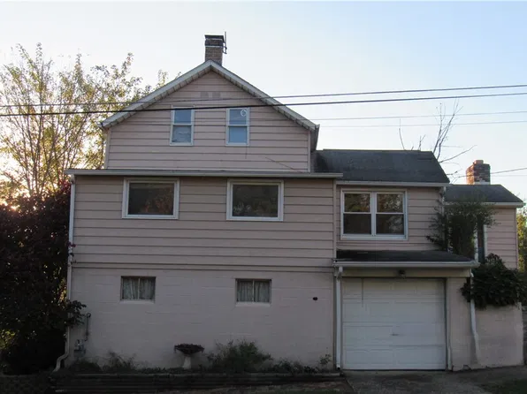 281 Brady St, Magnolia, OH 44643
