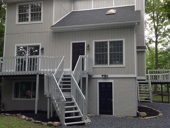 4th image of 1221 Park Dr
