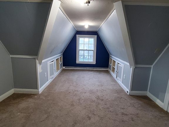 2nd image of 10376 Warwick Blvd #C