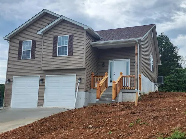 468 Calvey View Ct, Robertsville, MO 63072